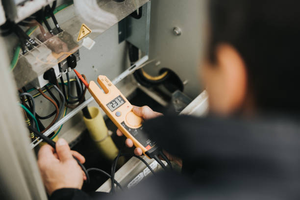 Best Circuit Breaker Repair  in Woodland, WA